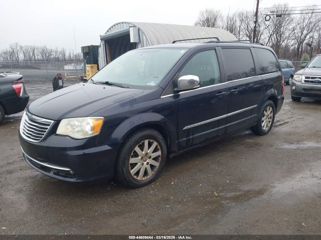 Продажа на аукционе авто 2011 Chrysler Town & Country Touring-l, vin: 2A4RR8DG8BR746217, номер лота: 44609444