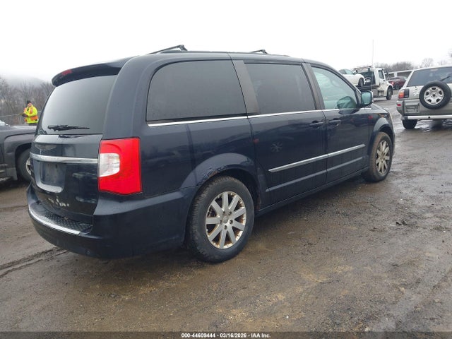 Продажа на аукционе авто 2011 Chrysler Town & Country Touring-l, vin: 2A4RR8DG8BR746217, номер лота: 44609444