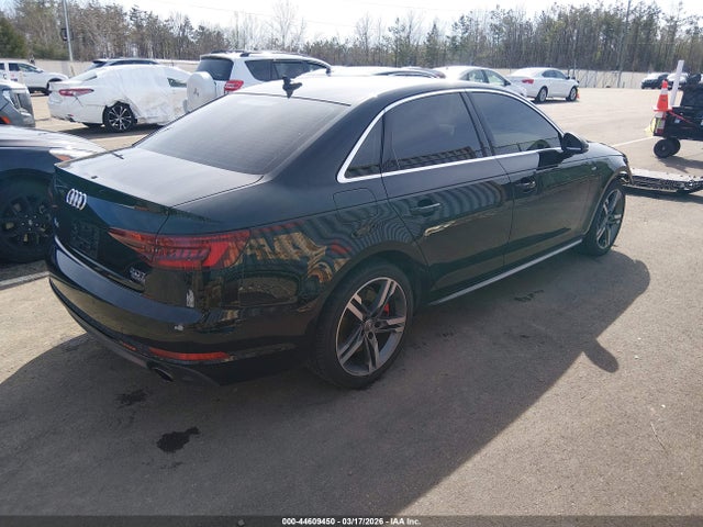 WAUENAF42JN017651 Audi A4 2.0t Premium/2.0t Tech Premium