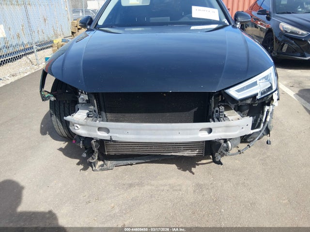 WAUENAF42JN017651 Audi A4 2.0t Premium/2.0t Tech Premium