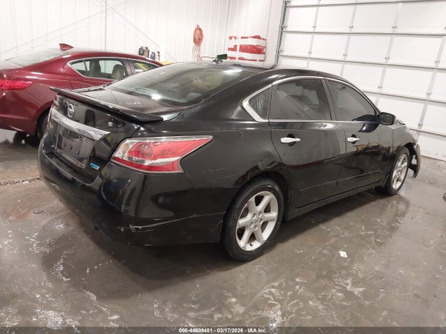 Nissan Altima 2.5 S 2014 1N4AL3AP3EC154111 Image 4