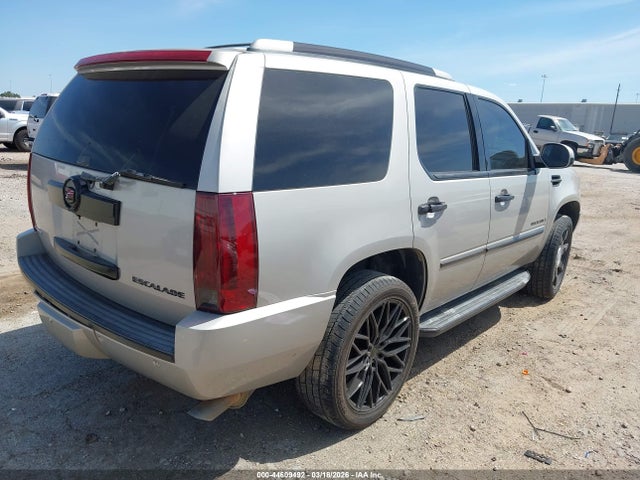 44609492 :رقم المزاد ، 1GYEC63838R159386 vin ، 2008 Cadillac Escalade Standard مزاد بيع