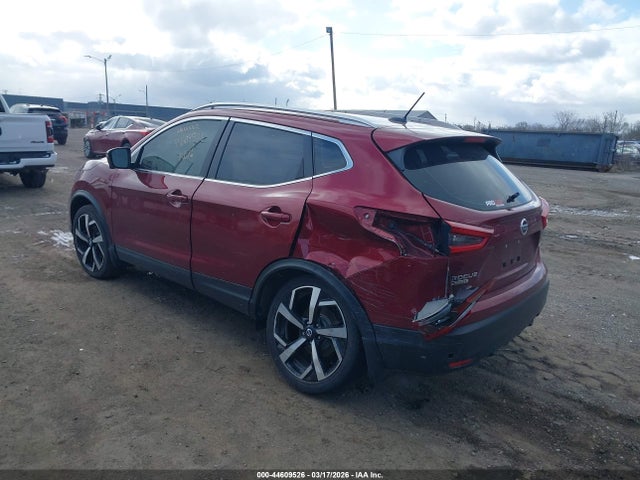 2021 NISSAN ROGUE SPORT JN1BJ1CW0MW446988 Photo 2