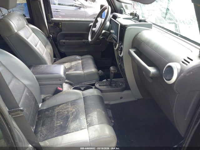 2010 JEEP WRANGLER UNLIMITED 1J4HA5H19AL195455 Photo 4