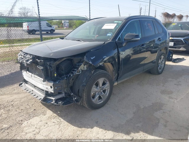 4T3RWRFV0SU181628 Toyota Rav4 Hybrid Xle