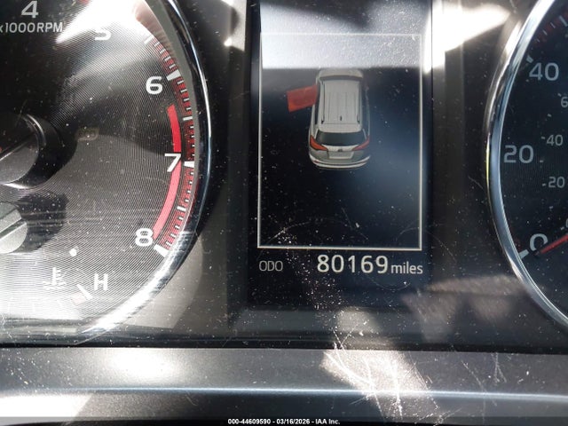 JTMNFREV5JJ747098 Toyota RAV4 SE