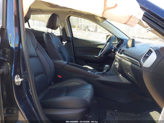 Продаж на аукціоні авто 2018 Mazda Mazda3 Touring, vin: 3MZBN1V39JM236063, номер лоту: 44609599
