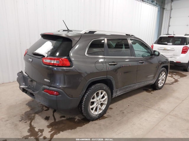 1C4PJMCB5EW220688 Jeep Cherokee Latitude