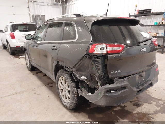1C4PJMCB5EW220688 Jeep Cherokee Latitude