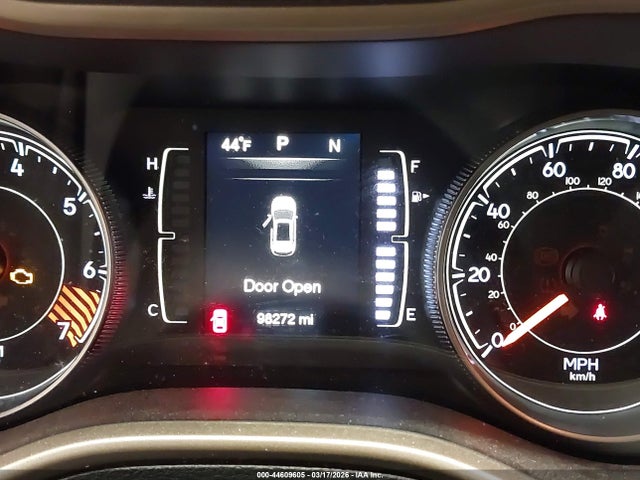 1C4PJMCB5EW220688 Jeep Cherokee Latitude
