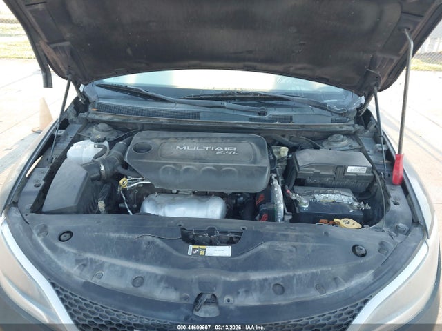 1C3CCCAB6FN541558 Chrysler 200 Limited
