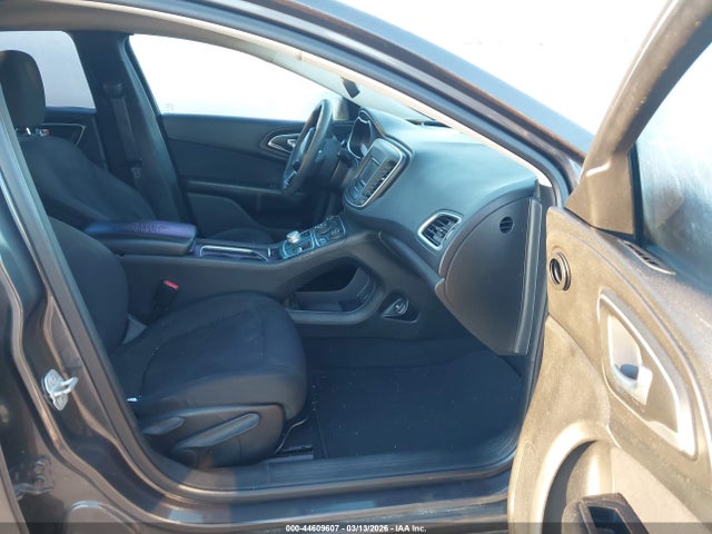 1C3CCCAB6FN541558 Chrysler 200 Limited