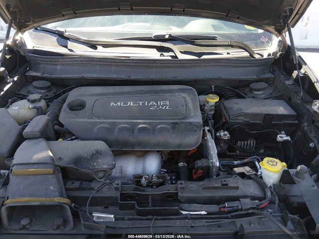 1C4PJLCB9HW668186 Jeep Cherokee Latitude Fwd