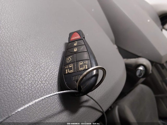 Aukcja sprzedaży 2010 Chrysler Town & Country Touring, vin: 2A4RR5D19AR252926, numer aukcji: 44609635