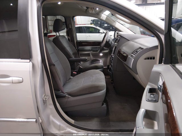 Aukcja sprzedaży 2010 Chrysler Town & Country Touring, vin: 2A4RR5D19AR252926, numer aukcji: 44609635