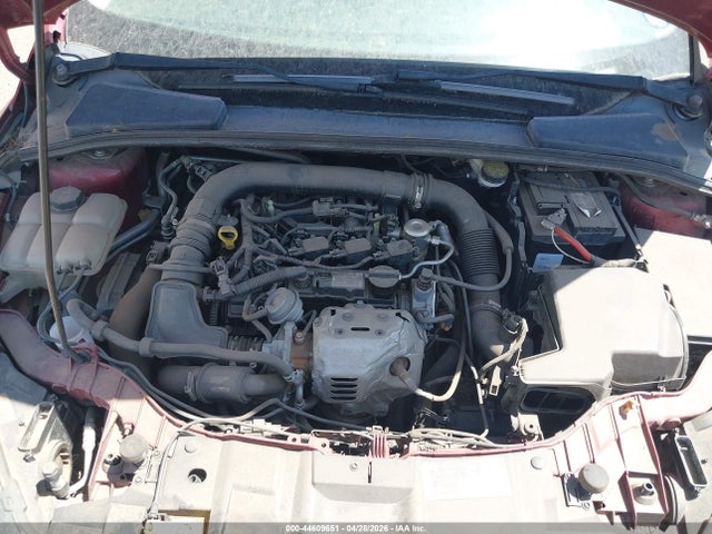 Ford FOCUS SE 2016 1FADP3FE4GL305775 Image 10
