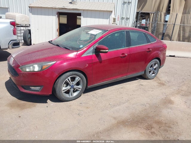 Ford FOCUS SE 2016 1FADP3FE4GL305775 Image 2