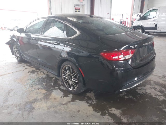 2015 Chrysler 200 Limited მანქანა იყიდება აუქციონზე, vin: 1C3CCCAB1FN533982, აუქციონის ნომერი: 44609663