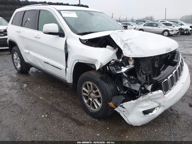 2020 Jeep Grand Cherokee Laredo E 4x4 მანქანა იყიდება აუქციონზე, vin: 1C4RJFAGXLC396136, აუქციონის ნომერი: 44609675