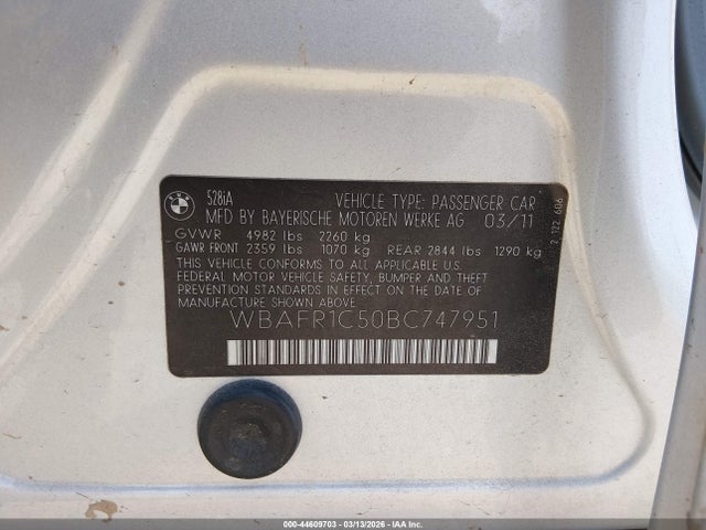 2011 BMW 528I WBAFR1C50BC747951 Photo 8