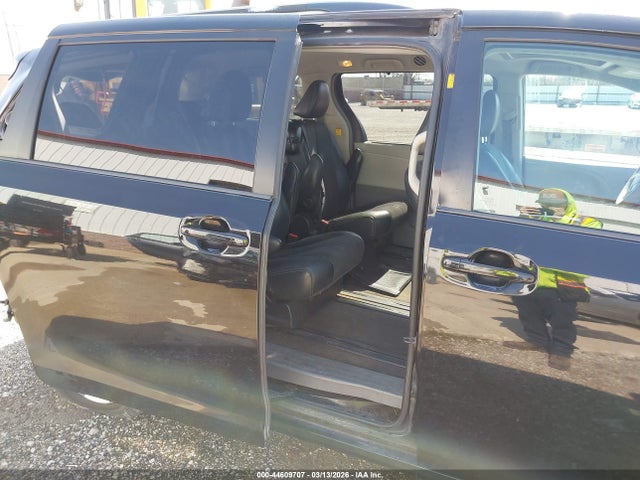 Продаж на аукціоні авто 2012 Toyota Sienna Se 8 Passenger, vin: 5TDXK3DC5CS259275, номер лоту: 44609707
