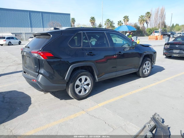 Toyota RAV4 LE 2021 2T3H1RFV7MC154103 Image 4
