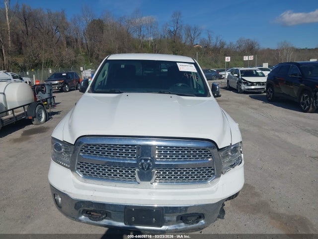 2017 Ram 1500 Laramie  4x4 6'4 Box მანქანა იყიდება აუქციონზე, vin: 1C6RR7VT2HS815168, აუქციონის ნომერი: 44609716