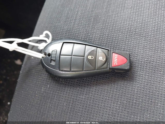 44609719 :رقم المزاد ، 1C4RJFAG6CC280447 vin ، 2012 Jeep Grand Cherokee Laredo مزاد بيع