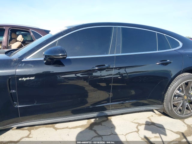 Porsche Panamera E-hybrid 4 2018 WP0AE2A73JL127953 Image 14