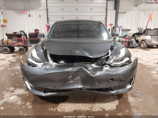 Продажа на аукционе авто 2019 Tesla Model 3 Long Range/performance, vin: 5YJ3E1EB8KF452281, номер лота: 44609729