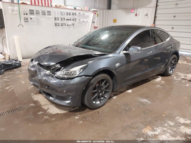 Продажа на аукционе авто 2019 Tesla Model 3 Long Range/performance, vin: 5YJ3E1EB8KF452281, номер лота: 44609729
