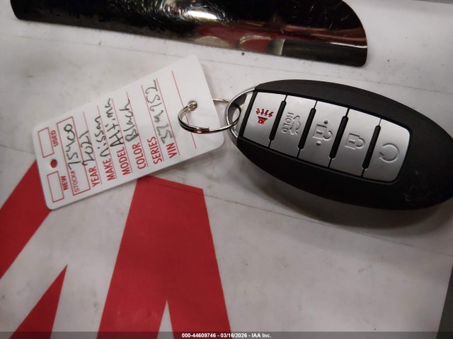 1N4BL4DV2MN374752 Nissan Altima Sv Fwd