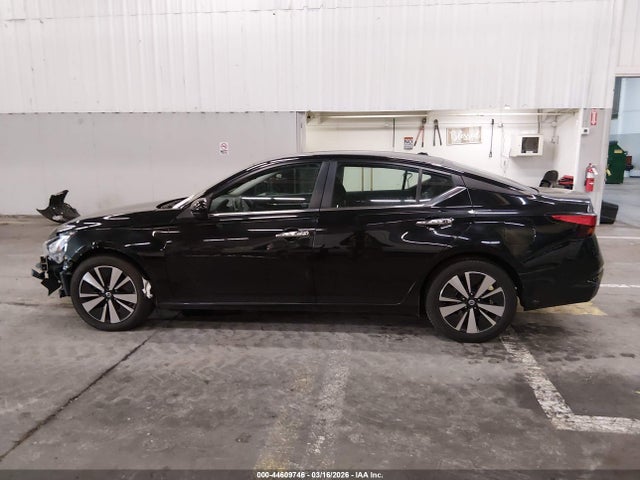 1N4BL4DV2MN374752 Nissan Altima Sv Fwd