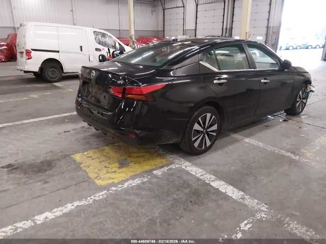 1N4BL4DV2MN374752 Nissan Altima Sv Fwd