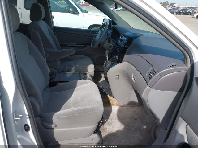 2005 Toyota Sienna Le მანქანა იყიდება აუქციონზე, vin: 5TDZA23C25S285195, აუქციონის ნომერი: 44609779
