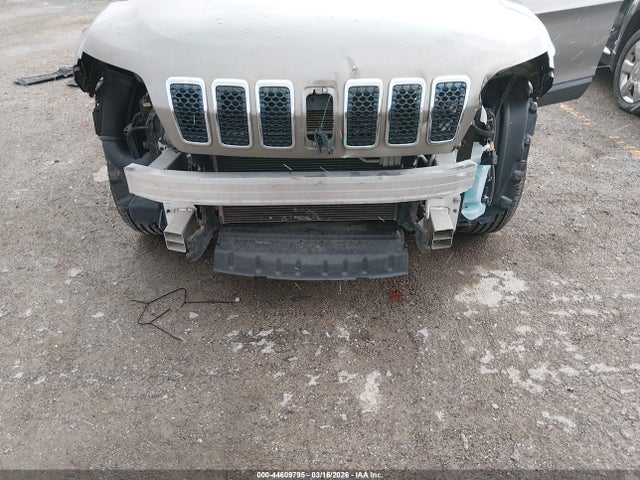 44609795 :رقم المزاد ، 1C4PJMLN6KD163953 vin ، 2019 Jeep Cherokee Latitude Plus 4x4 مزاد بيع