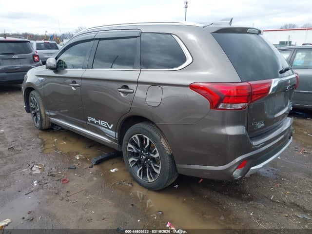 2018 MITSUBISHI OUTLANDER PHEV JA4J24A51JZ031006 Photo 2