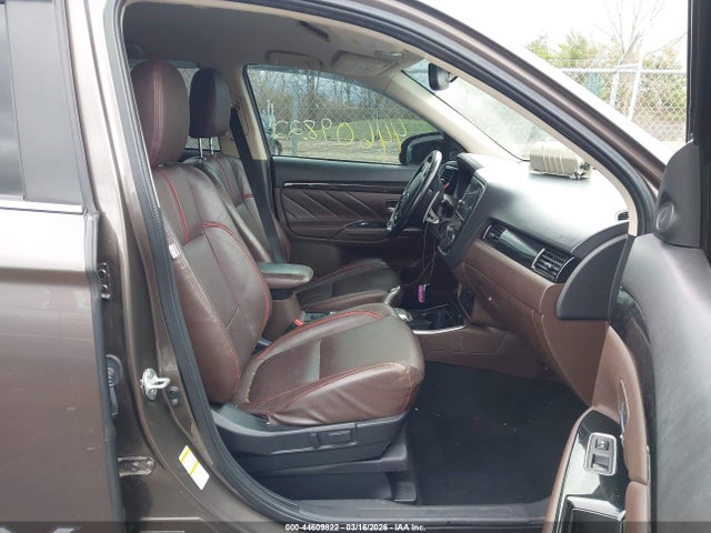 2018 MITSUBISHI OUTLANDER PHEV JA4J24A51JZ031006 Photo 4