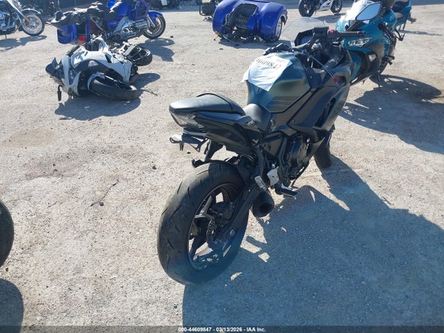 Kawasaki Ex650 P 2025 ML5EXEP19SDAF6388 Image 4