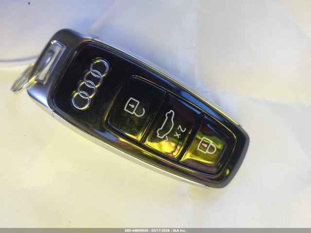 Aukcja sprzedaży 2023 Audi E-tron Gt Prestige Quattro, vin: WAUEJBFW0P7008267, numer aukcji: 44609858