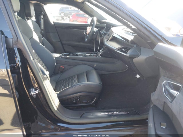 Aukcja sprzedaży 2023 Audi E-tron Gt Prestige Quattro, vin: WAUEJBFW0P7008267, numer aukcji: 44609858