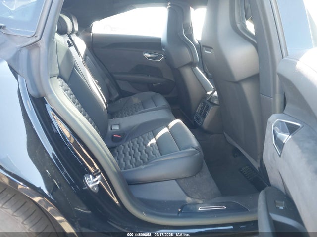 Aukcja sprzedaży 2023 Audi E-tron Gt Prestige Quattro, vin: WAUEJBFW0P7008267, numer aukcji: 44609858