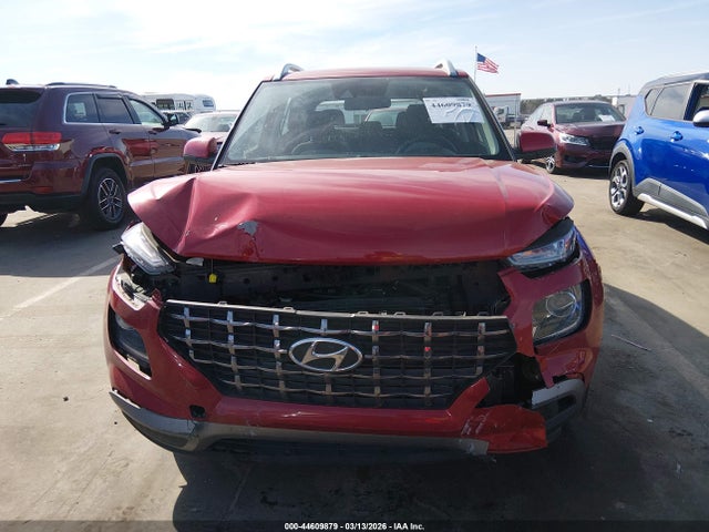 44609879 :رقم المزاد ، KMHRC8A39NU180192 vin ، 2022 Hyundai Venue Sel مزاد بيع