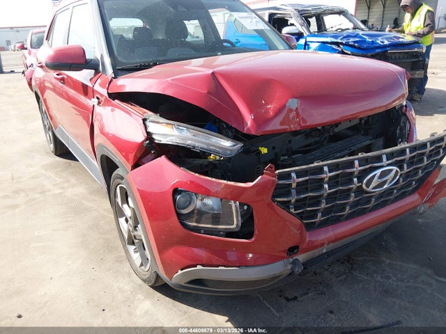 44609879 :رقم المزاد ، KMHRC8A39NU180192 vin ، 2022 Hyundai Venue Sel مزاد بيع