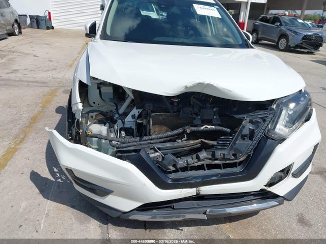 Продаж на аукціоні авто 2020 Nissan Rogue S Fwd, vin: KNMAT2MT8LP539232, номер лоту: 44609880