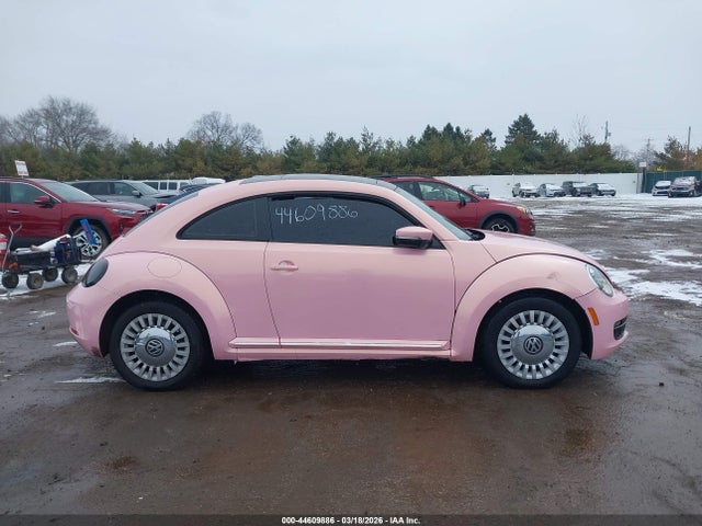 Продажа на аукционе авто 2013 Volkswagen Beetle 2.5l, vin: 3VWJX7AT5DM683542, номер лота: 44609886