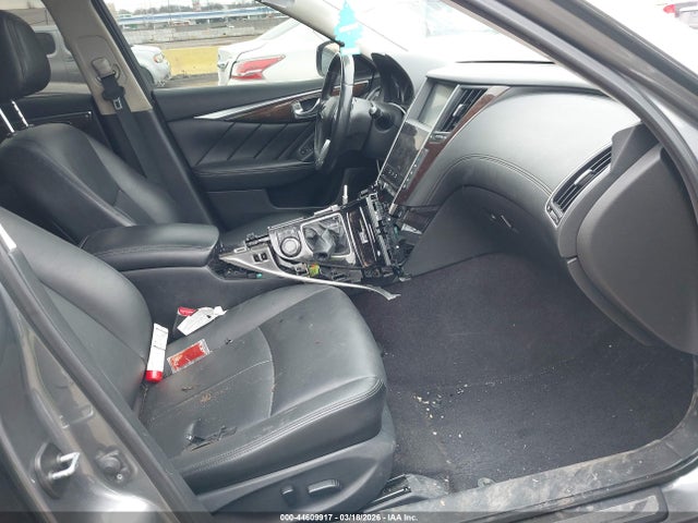 44609917 :رقم المزاد ، JN1EV7AR8JM611825 vin ، 2018 Infiniti Q50 3.0t Luxe مزاد بيع