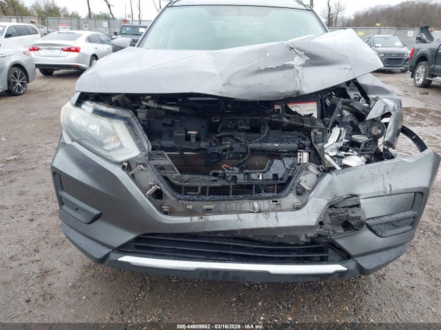 44609962 :رقم المزاد ، 5N1AT2MV0HC794632 vin ، 2017 Nissan Rogue Sv مزاد بيع