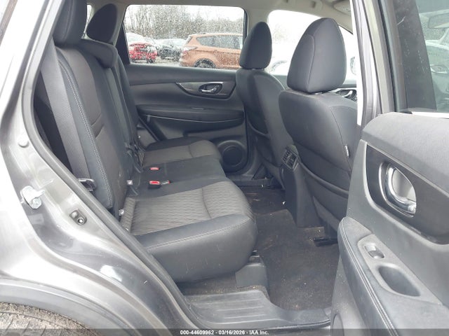 44609962 :رقم المزاد ، 5N1AT2MV0HC794632 vin ، 2017 Nissan Rogue Sv مزاد بيع