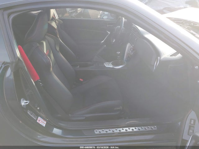 2018 Subaru Brz Limited მანქანა იყიდება აუქციონზე, vin: JF1ZCAC11J9601655, აუქციონის ნომერი: 44609976